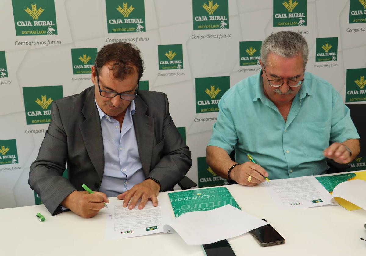 La Federación de Lucha Leonesa impulsa la liga de verano con la entrega de unos premios especiales