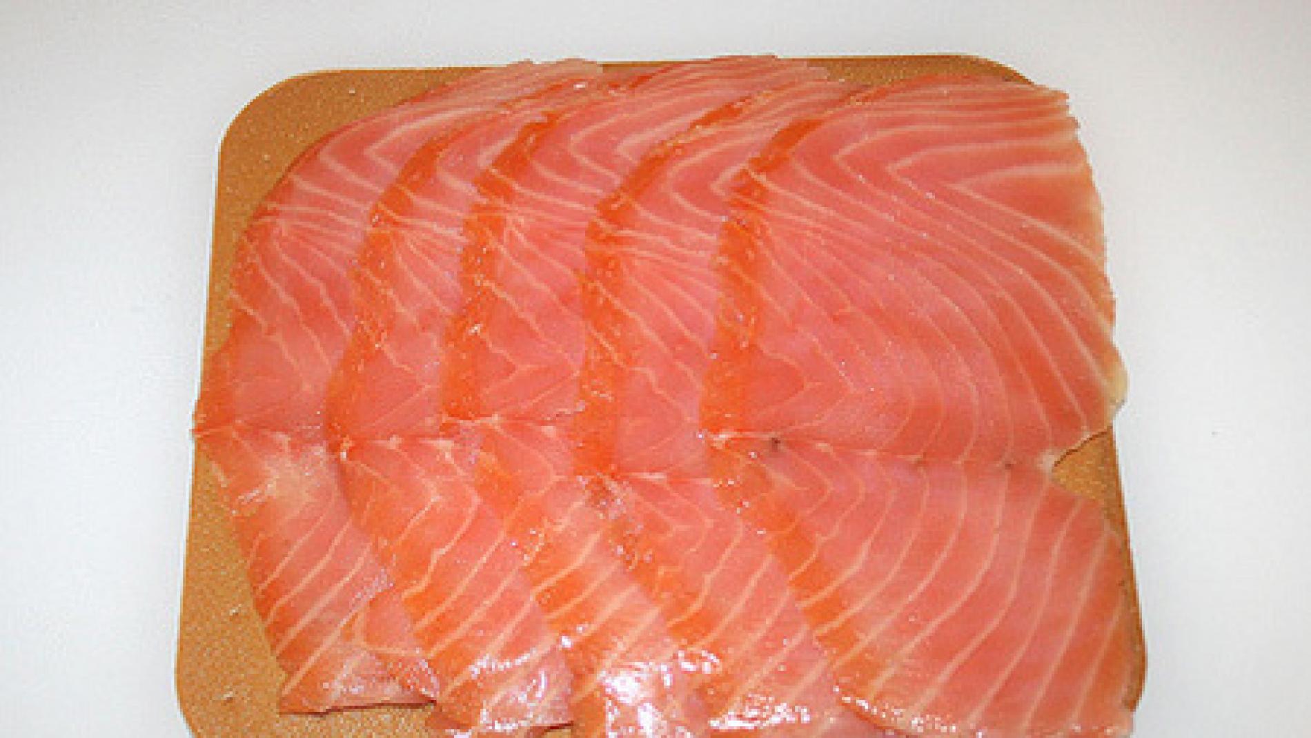Alerta por presencia de Listeria en salmón ahumado distribuido en Castilla y León