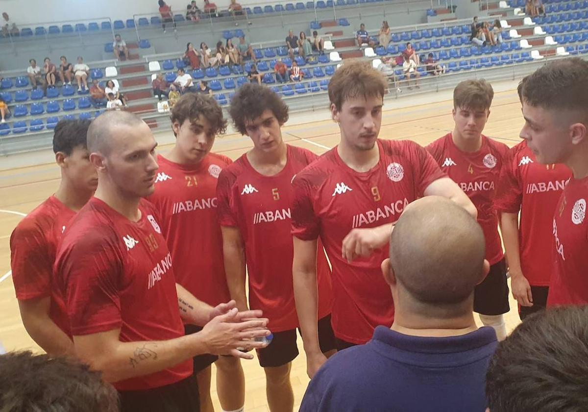 Derrota del Ademar en su primer amistoso de pretemporada.