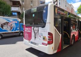 Un autobús urbano en León.