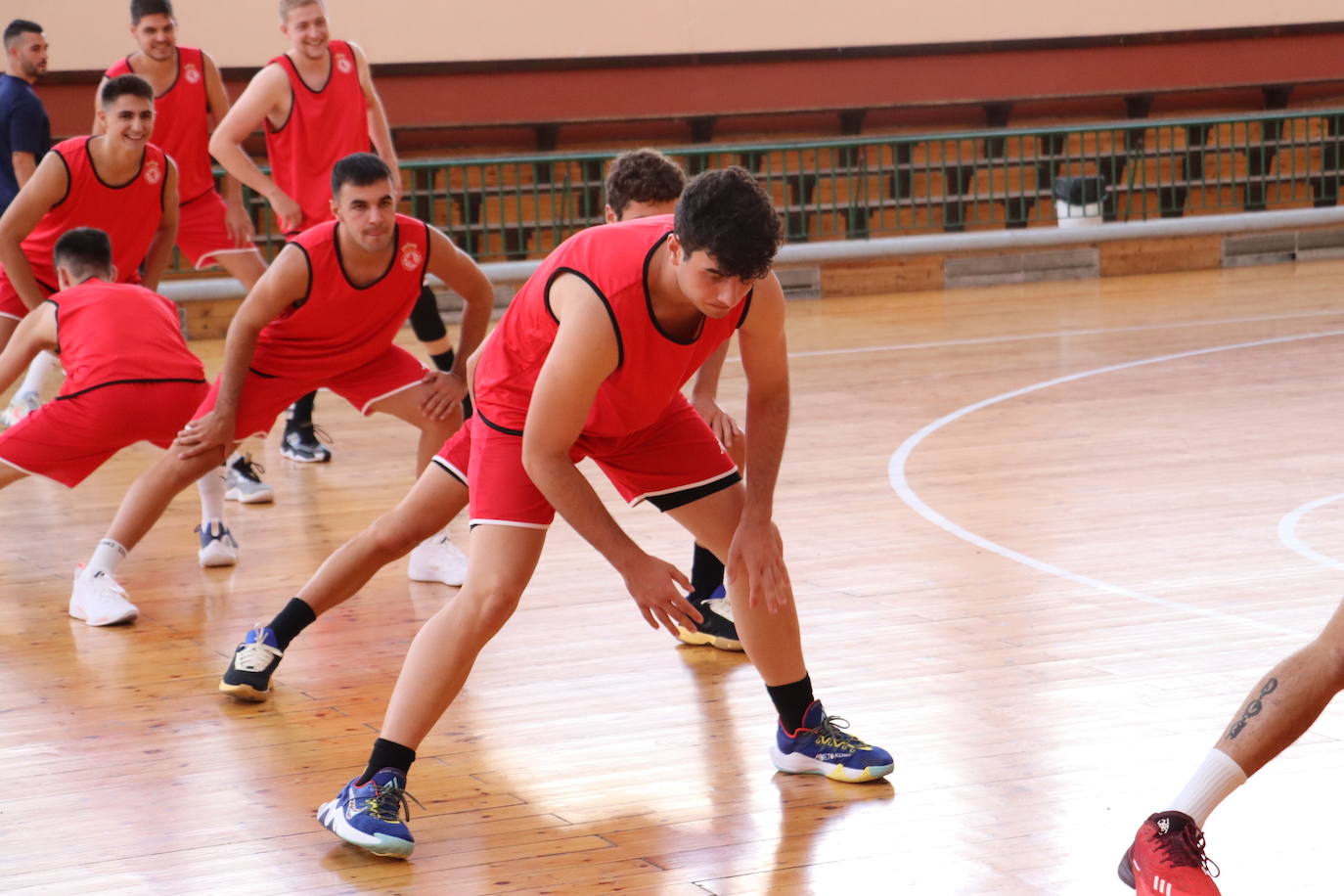 Jugadores de la Cultural en el primer entrenamiento.