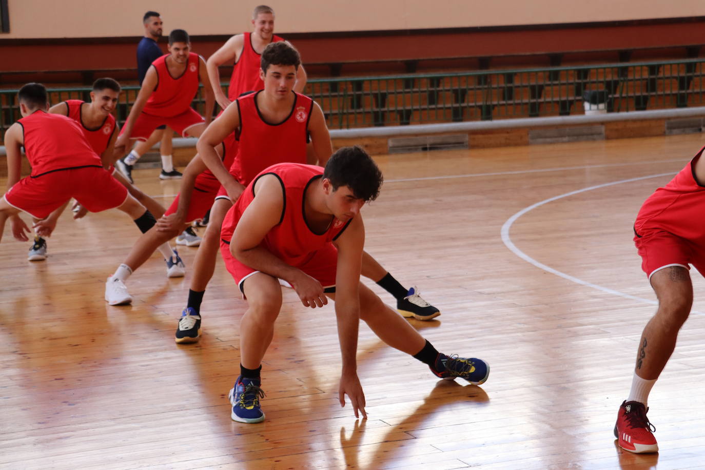 Jugadores de la Cultural en el primer entrenamiento.