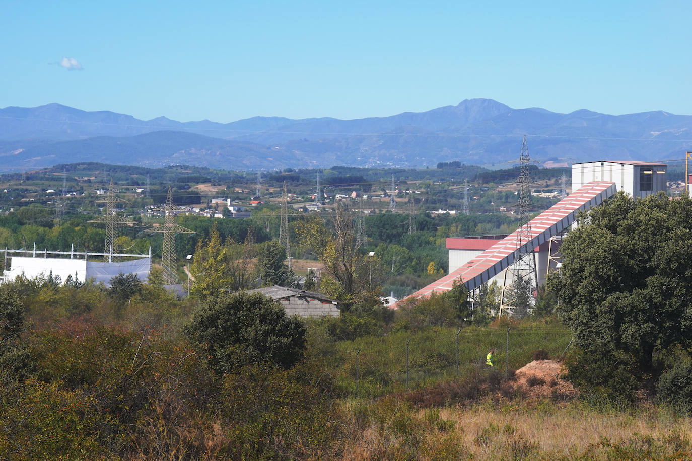 El final del símbolo de la riqueza industrial y minera del Bierzo