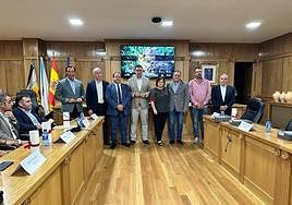 Reunión en el Ayuntamiento de La Bañeza.