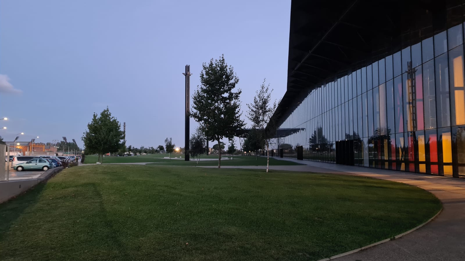 El entorno del Palacio se queda sin luz