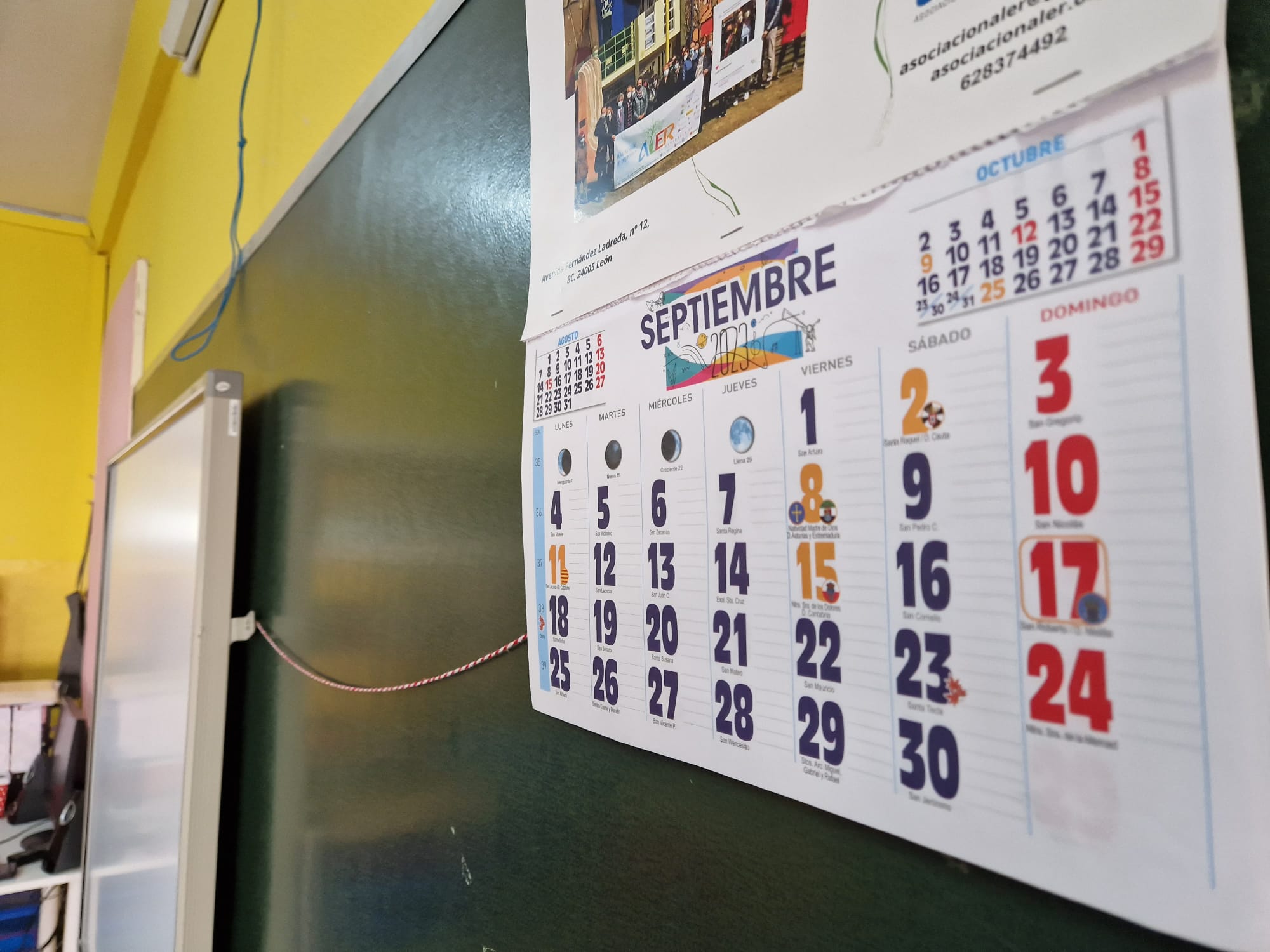 Un detalle de una de las aulas del colegio Leonés.