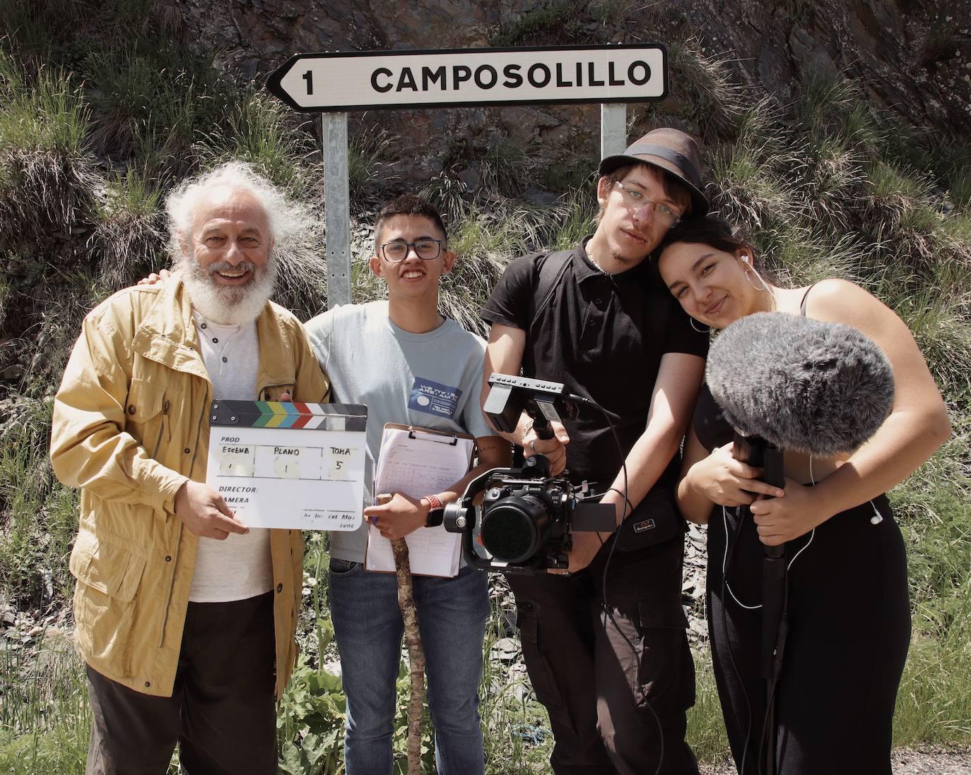 El quipo del documental en Camposolillo.