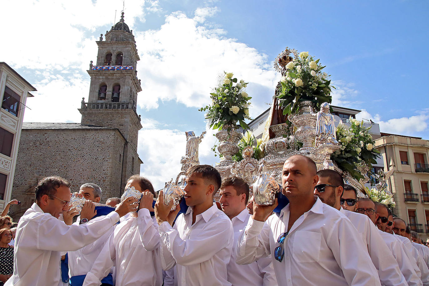 Actos de la festividad del Día de la Encina en Ponferrada