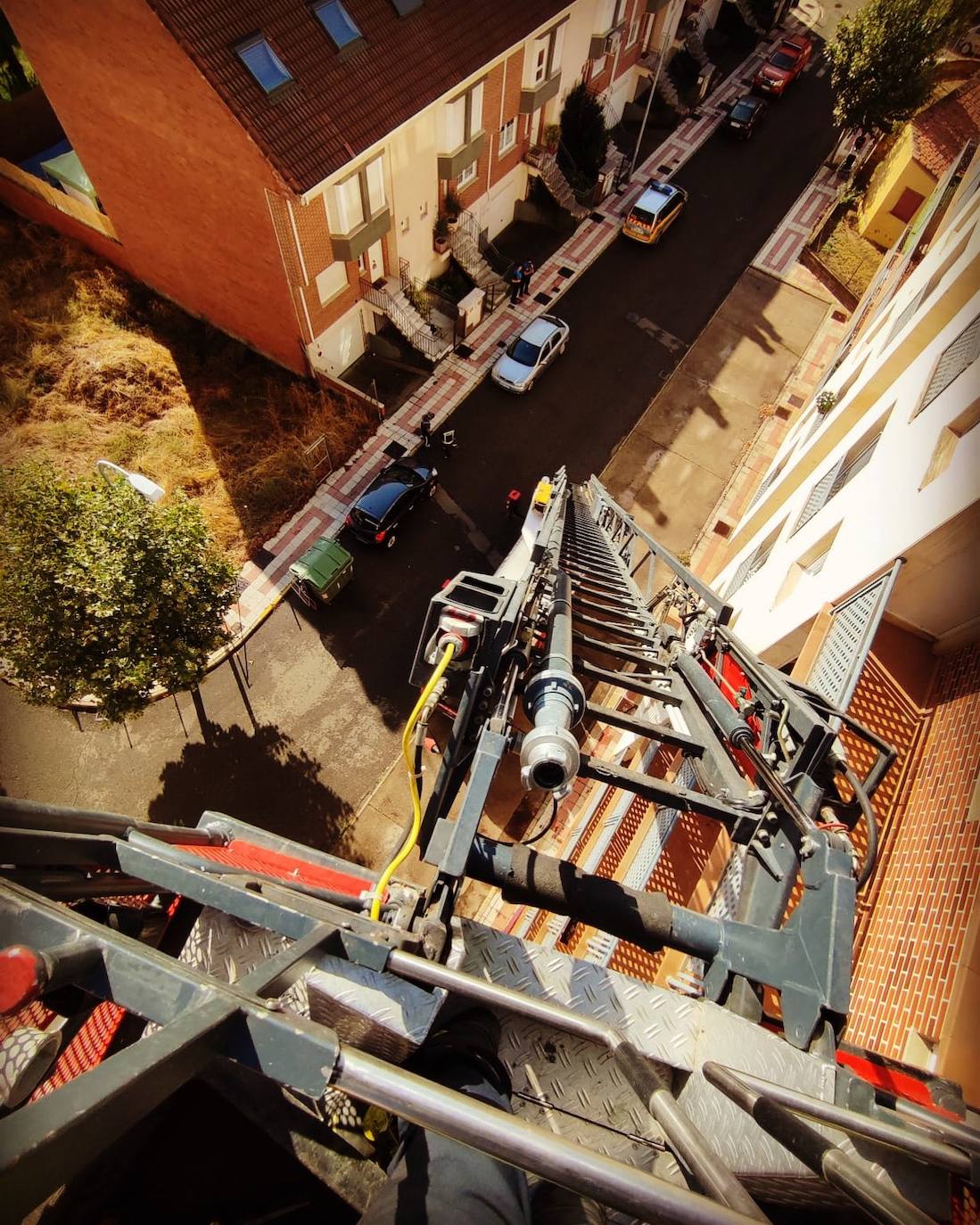 Trabajos en un edificio de Trobajo del Camino.