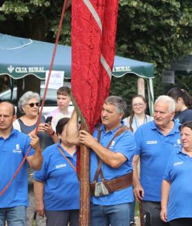 Imagen secundaria 2 - Entrega de placas en la inauguración de la Feria de Lorenzana