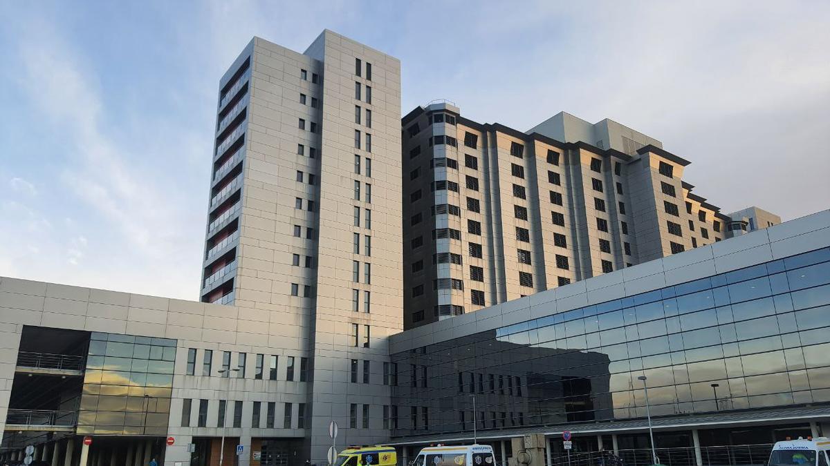 Satse pide al Hospital de León una solución a la negación de permisos y vacaciones por la falta de enfemeras