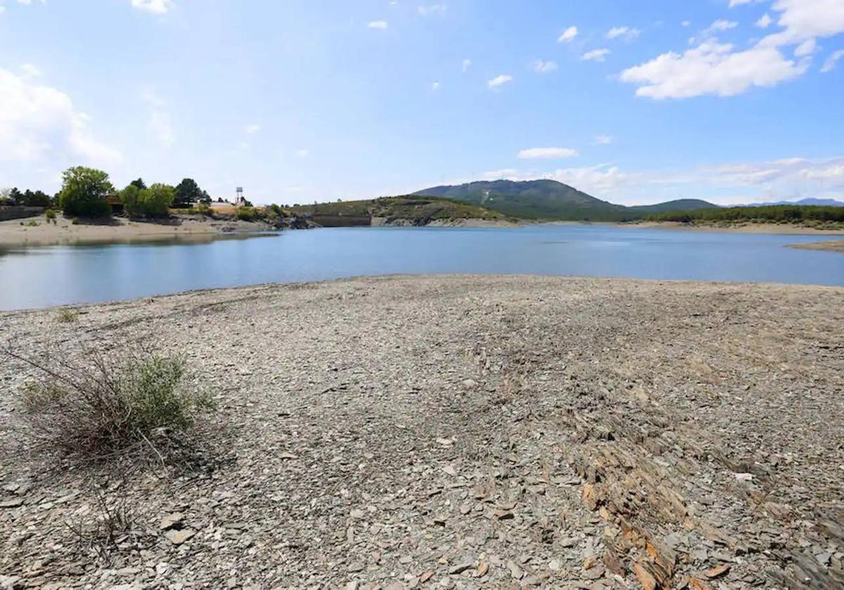 Imagen de archivo embalse de Villameca.