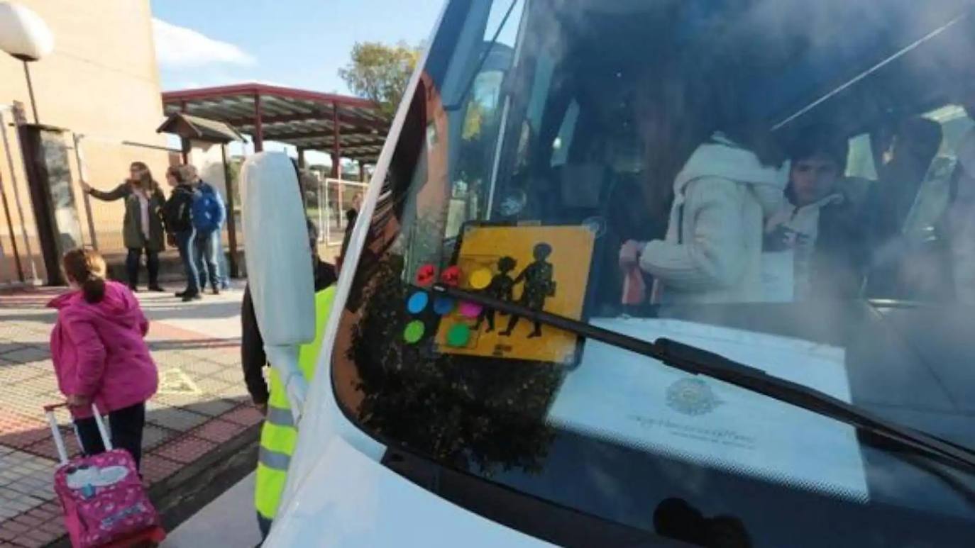 Tres niños, del Valle de Valdeón, sin bus para ir al colegio