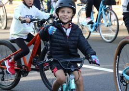 El Día de la Bici se celebra en León.