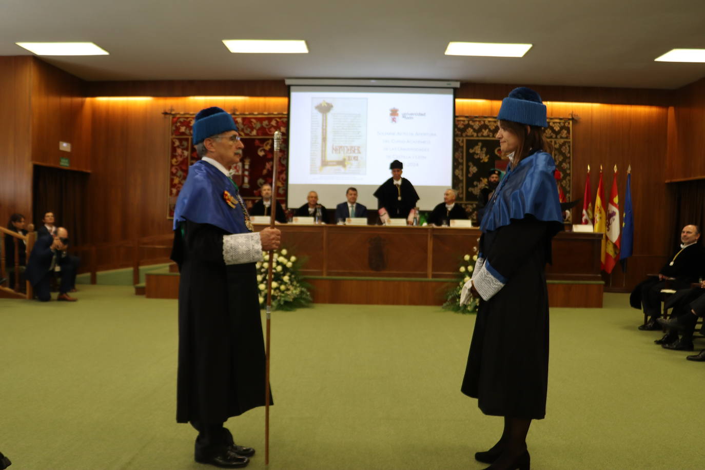 Estanislao de Luis Calabuig se despide como maestro de ceremonias de la ULE