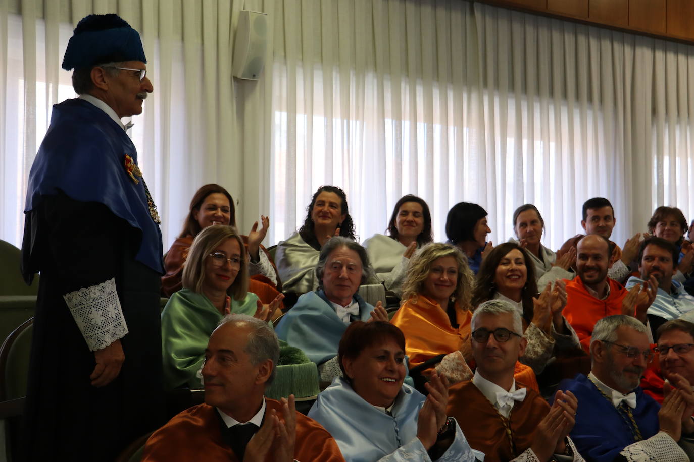 Estanislao de Luis Calabuig se despide como maestro de ceremonias de la ULE