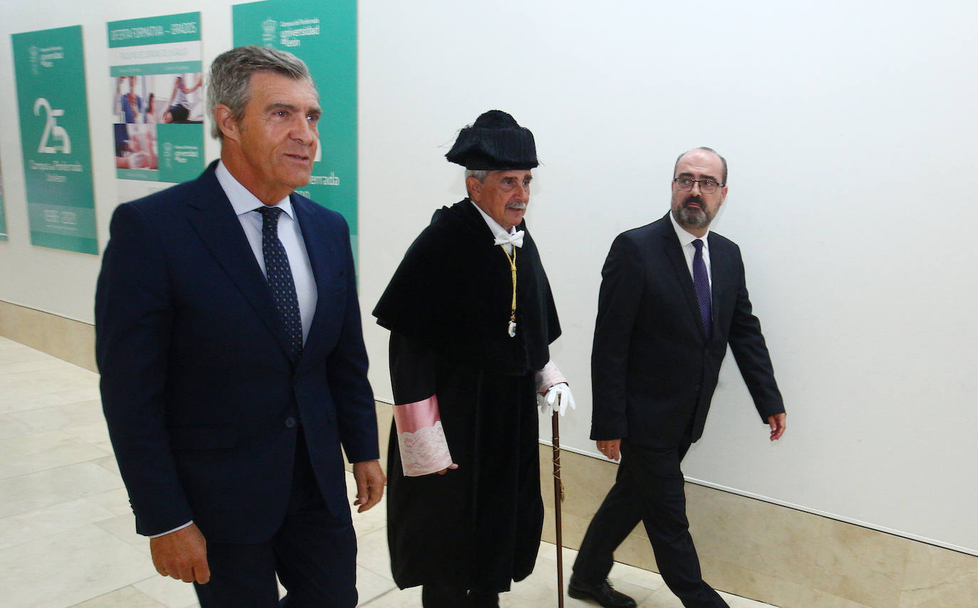 Acto de apertura del curso en el Campus de Ponferrada de la ULE
