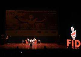 Sergio Maravilla Martínez, en el escenario del Auditorio.