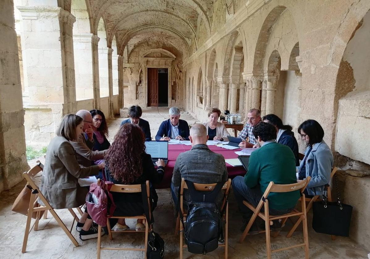 Un momento de la reunión en el Monasterio de Sandoval.