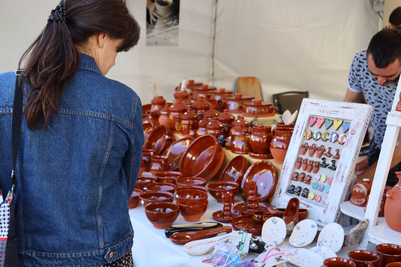 La artesanía se cita en León