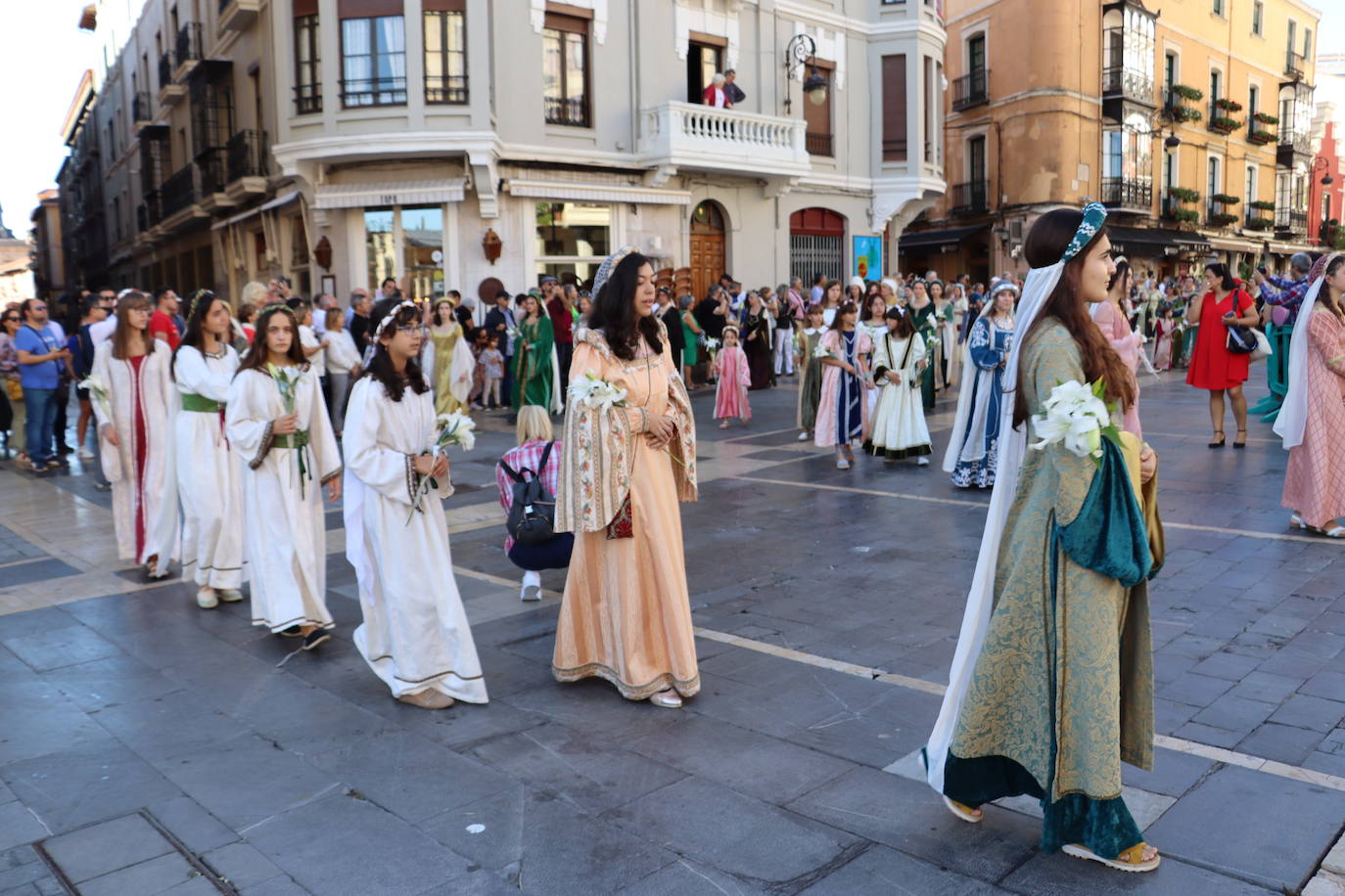 Ceremonia de las Cantaderas en la Catedral de León