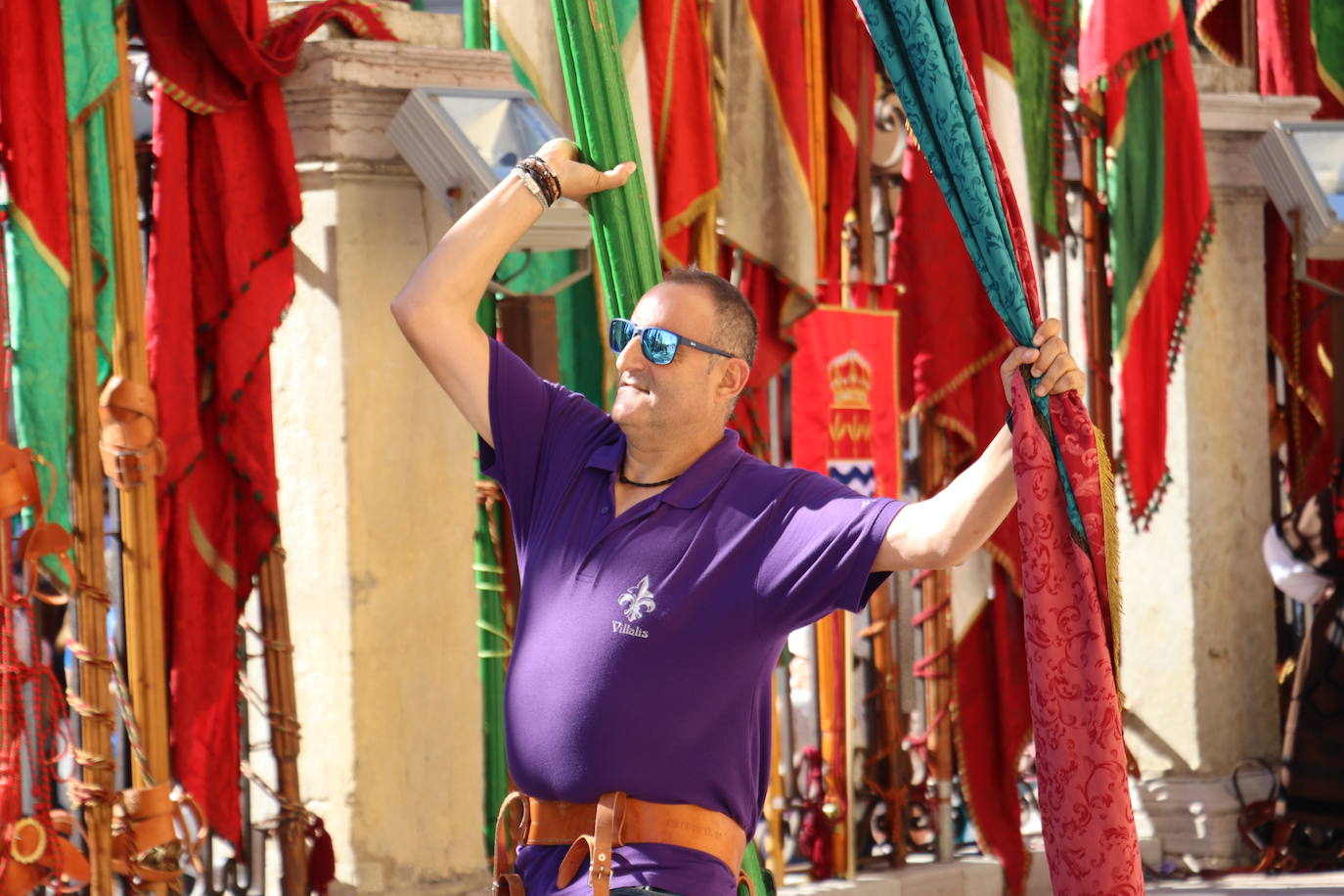 Desfile de pendones en León