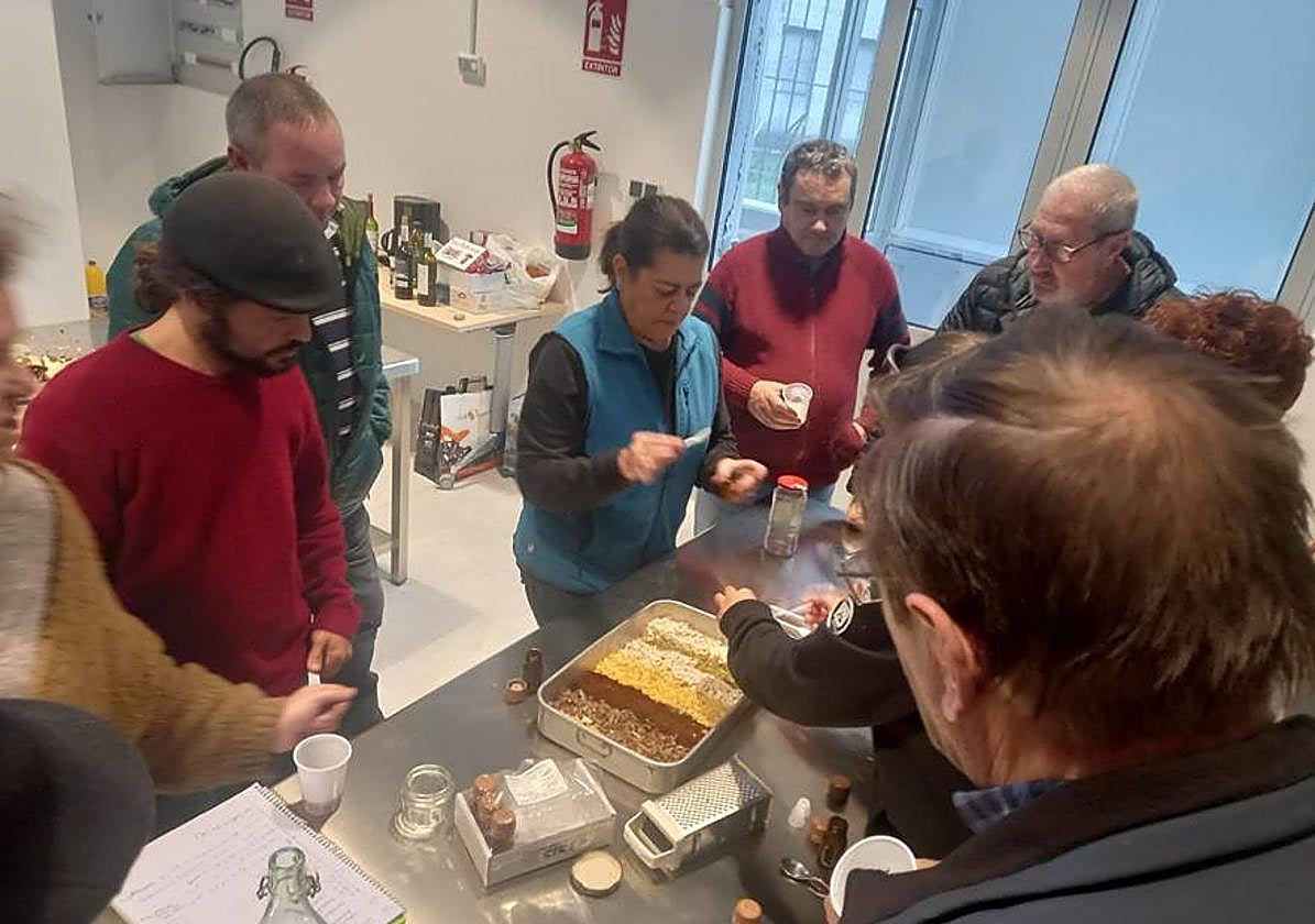 Elaboración de recetas con productos locales, durante el año 2022 en Huergas de Babia