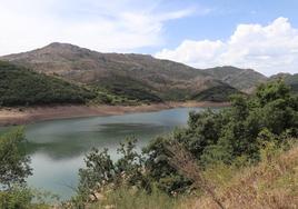 Imagen de archivo del embalse de Barrio de Luna.