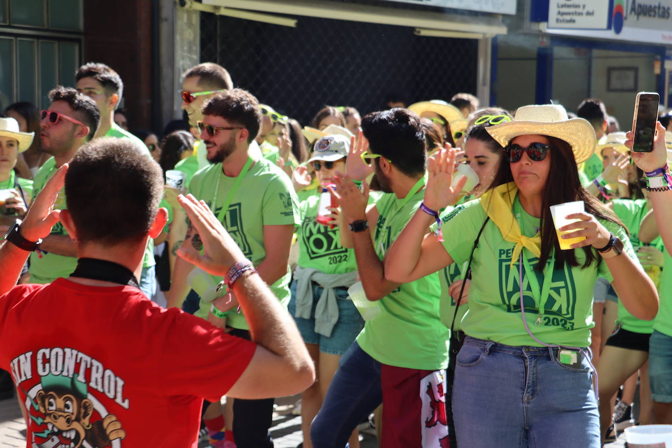 Desfile de peñas en San Froilán