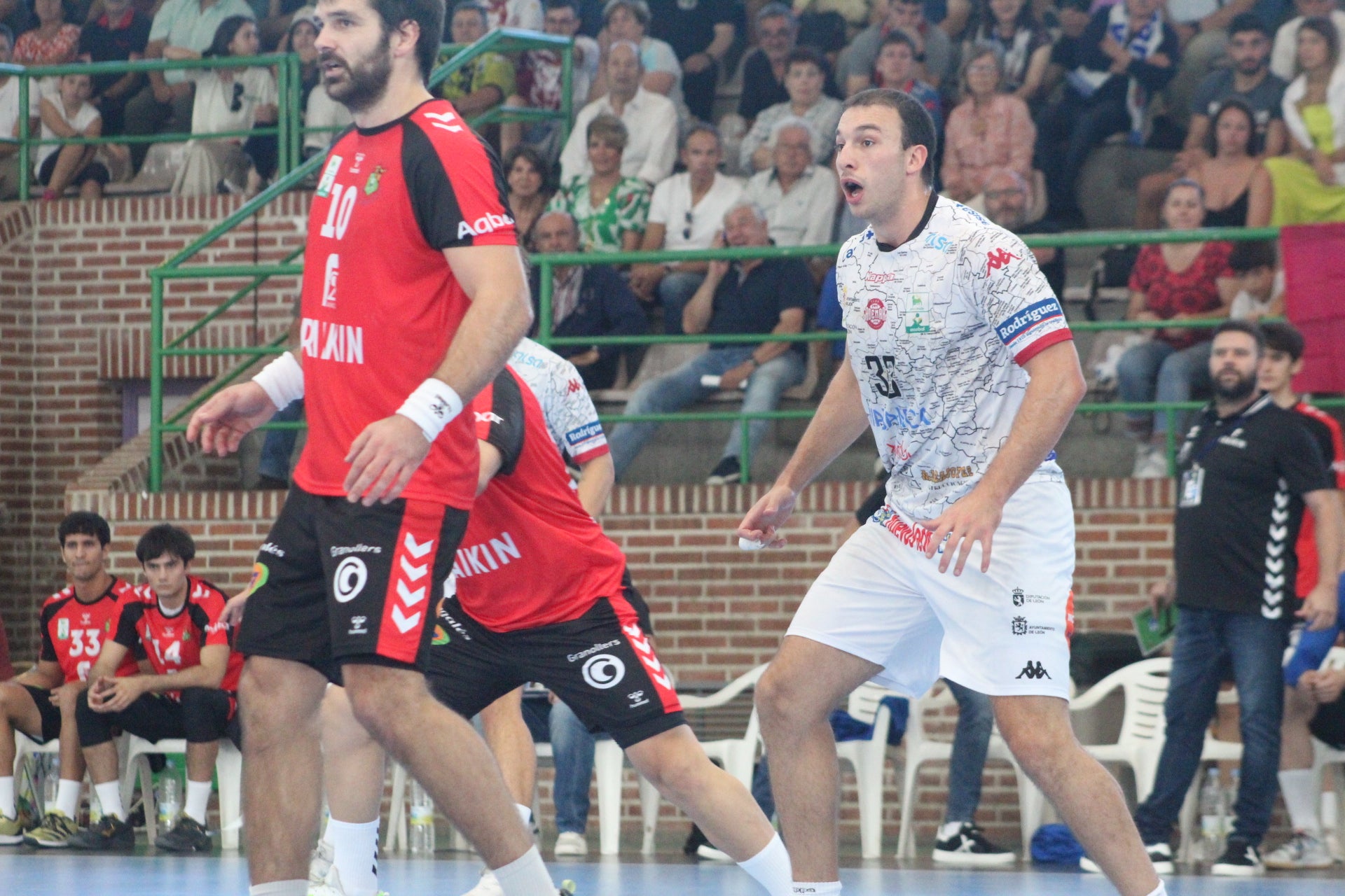 Otro empate para el Abanca Ademar