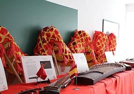 Aulas del Instituto Confucio en León, con motivos de la cultura china