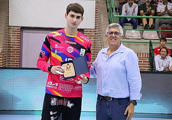 Álvaro Pérez, portero del Abanca Ademar.