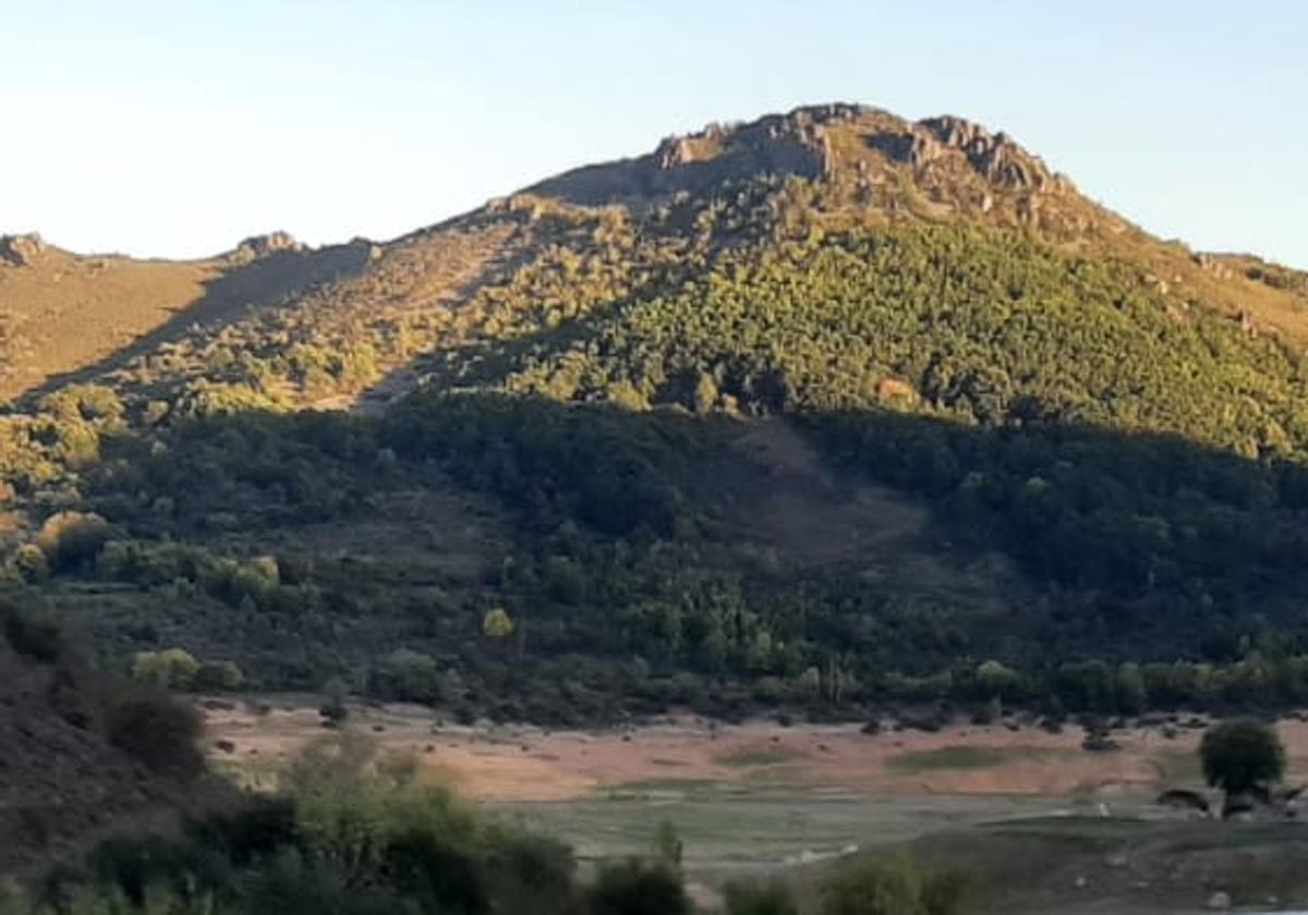 Estado actual del embalse de Barrios de Luna.