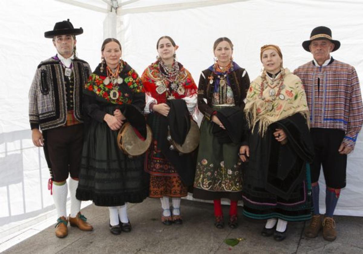 El grupo Llamas de la Ribera de León.