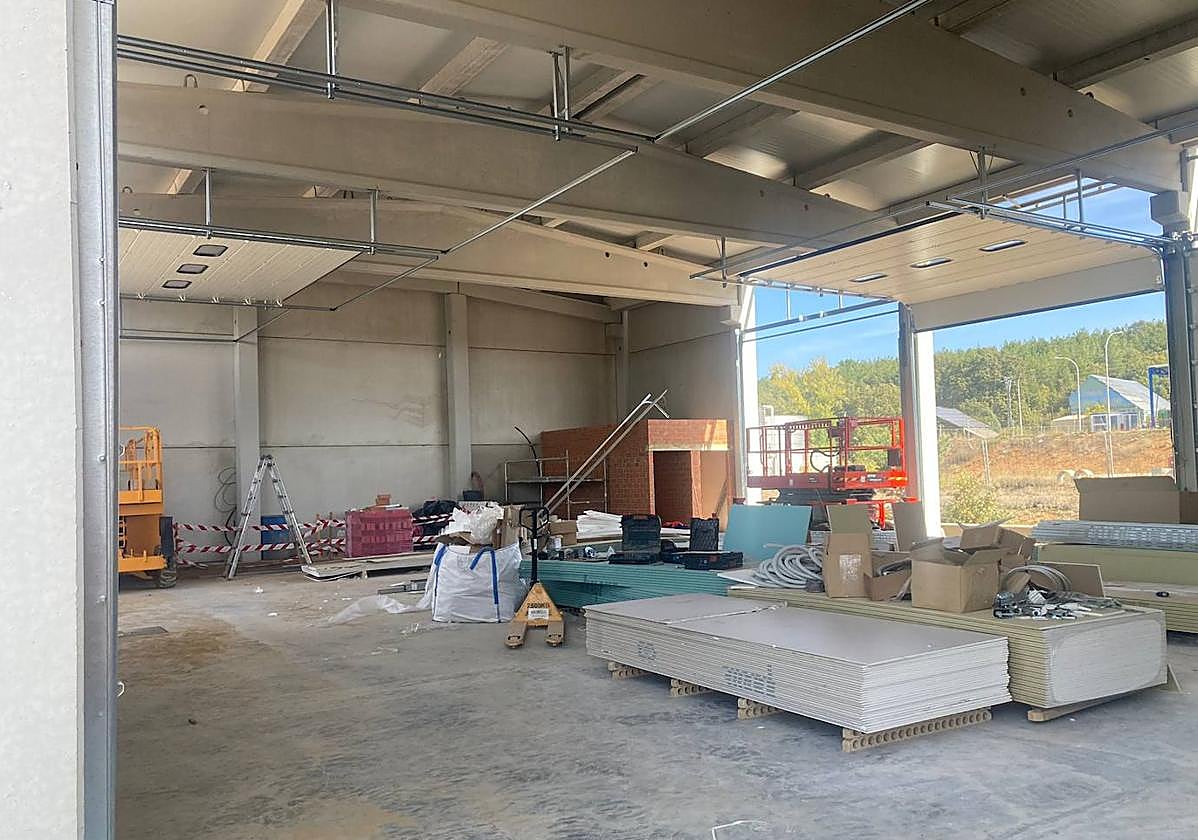 Aspecto que presenta el parque de bomberos de Cistierna.