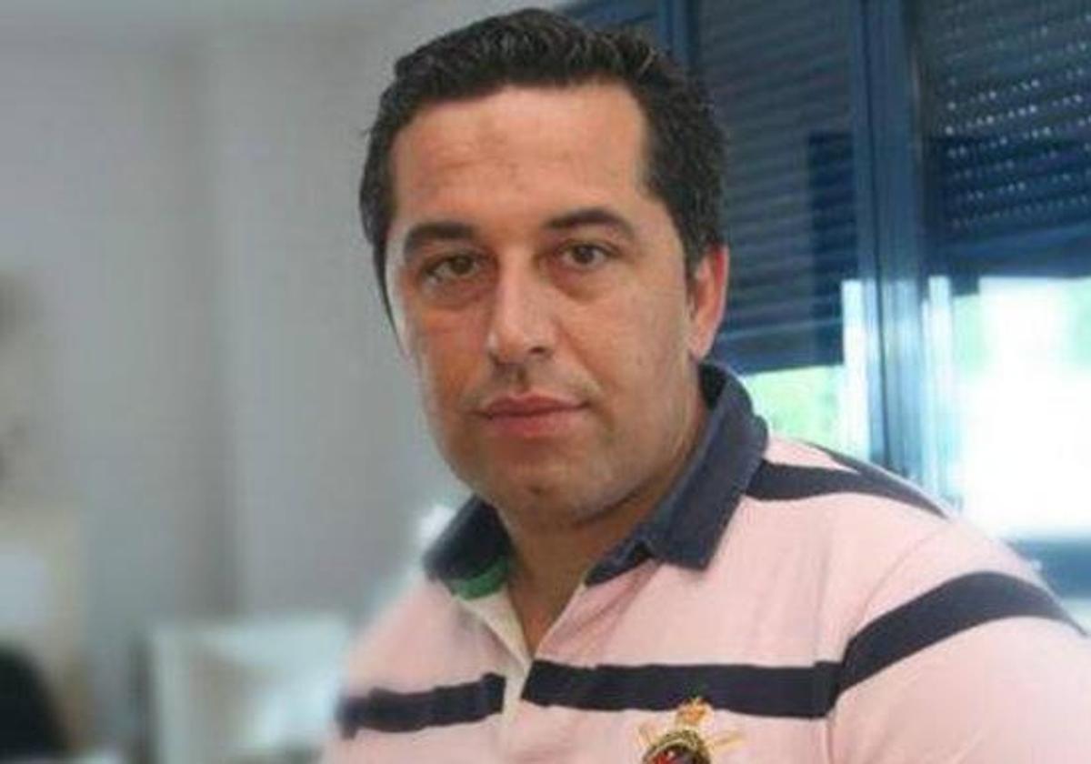 Marcos López comunica su dimisión como alcalde de Cabañas Raras después de que se le notificara la retirada de credenciales
