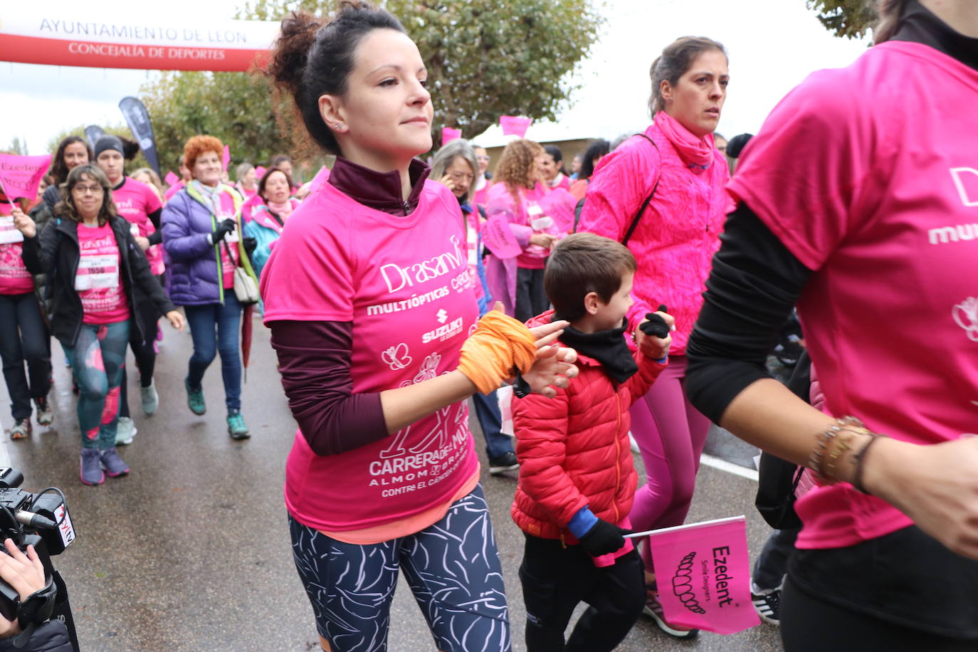 ¿Estuviste en la Carrera de la Mujer de León? Búscate