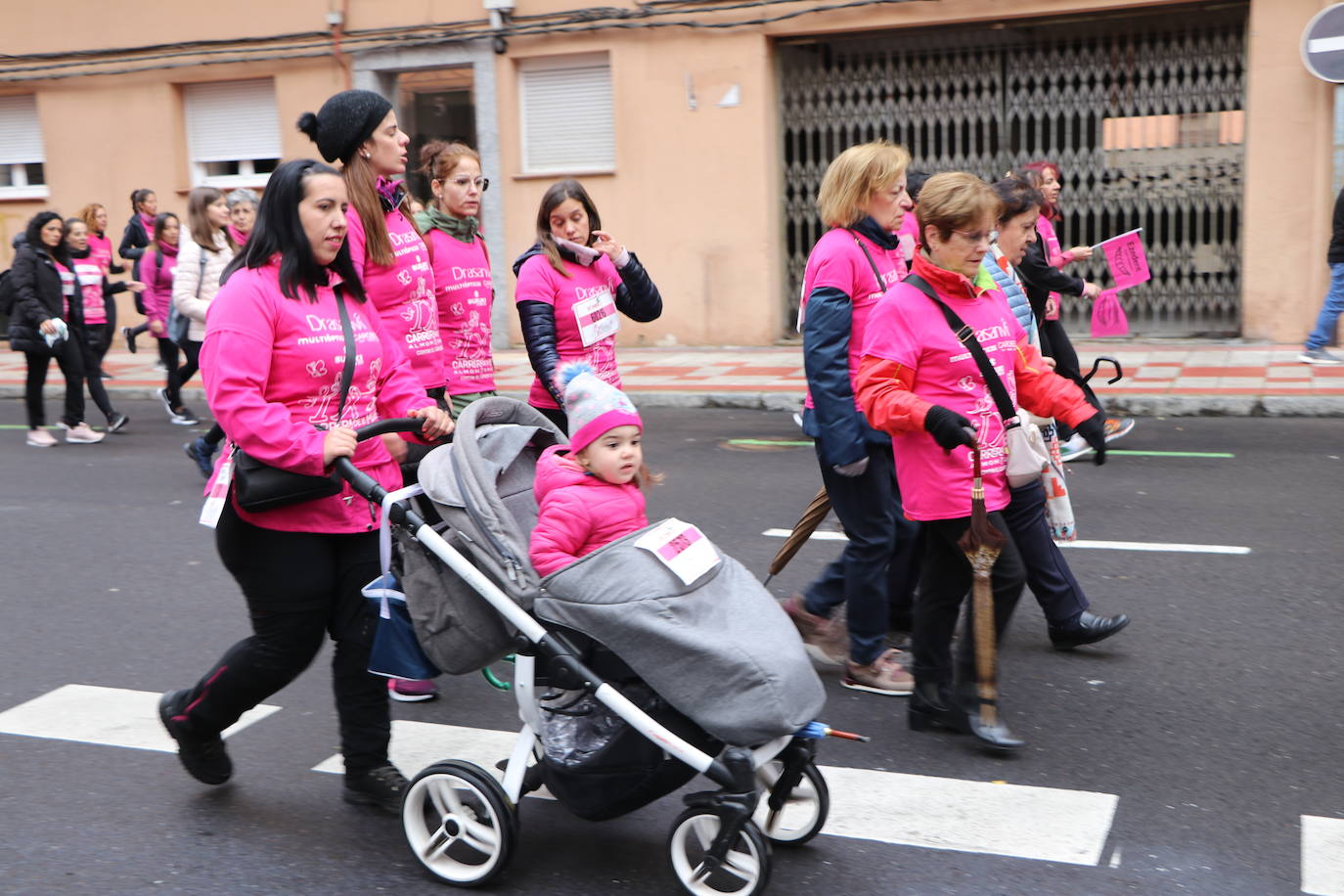 ¿Estuviste en la Carrera de la Mujer de León? Búscate