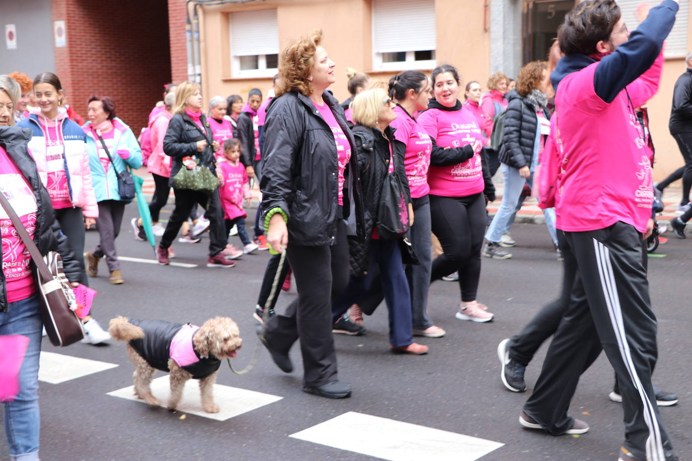 ¿Estuviste en la Carrera de la Mujer de León? Búscate
