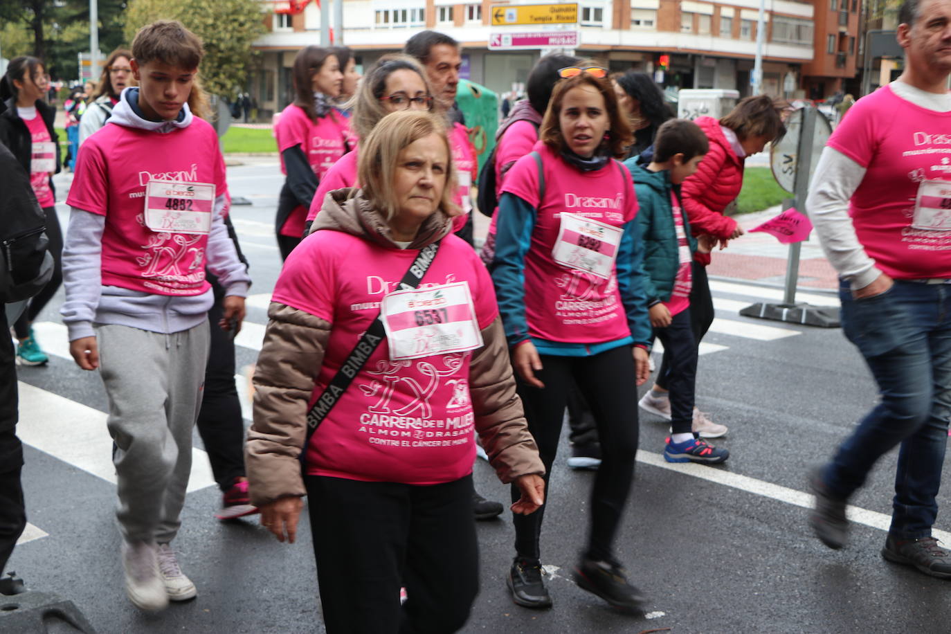 ¿Estuviste en la Carrera de la Mujer de León? Búscate