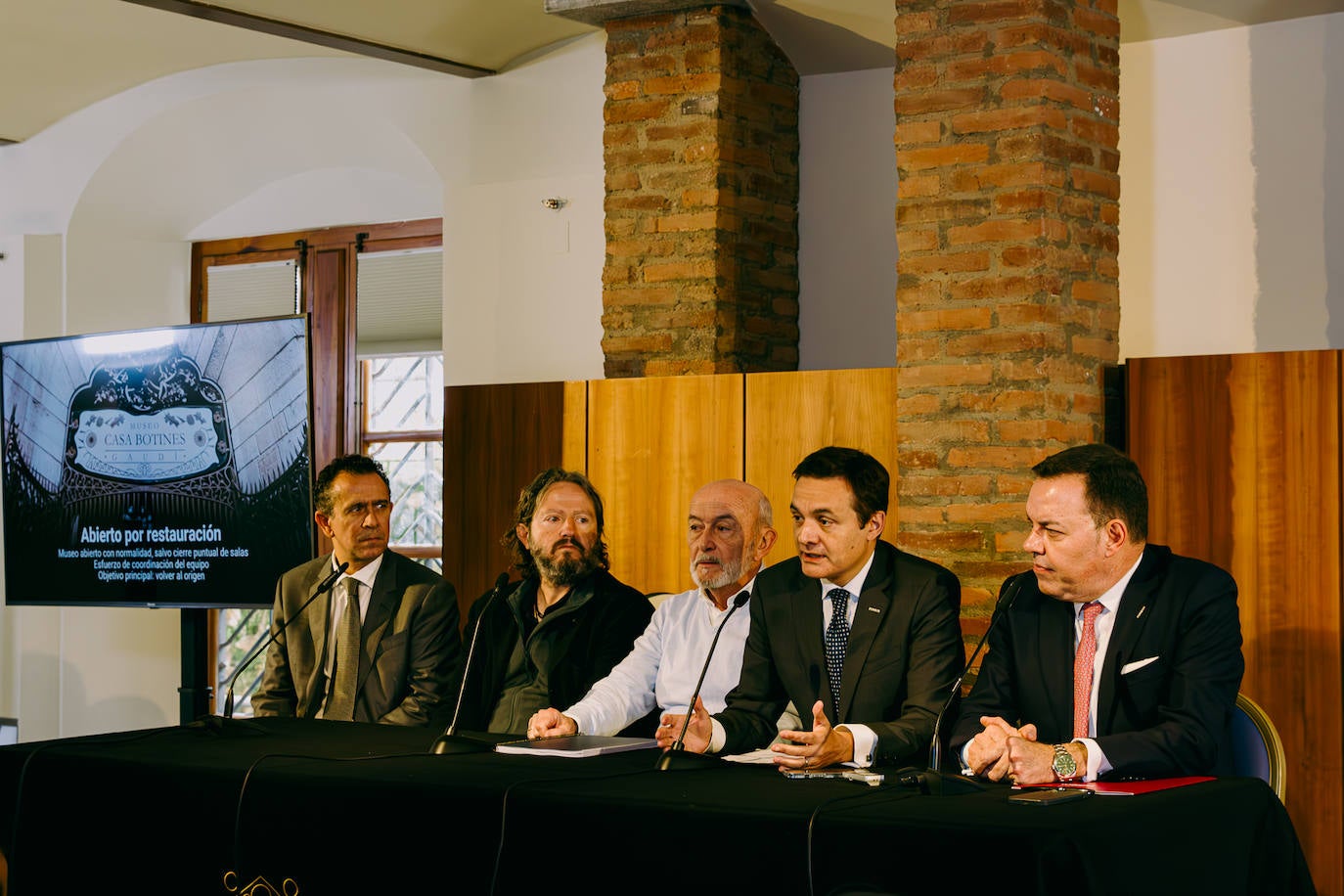 De izquierda a derecha: José María Viejo, Raúl Fernández, Enrique Compadre y Jaime Represa.