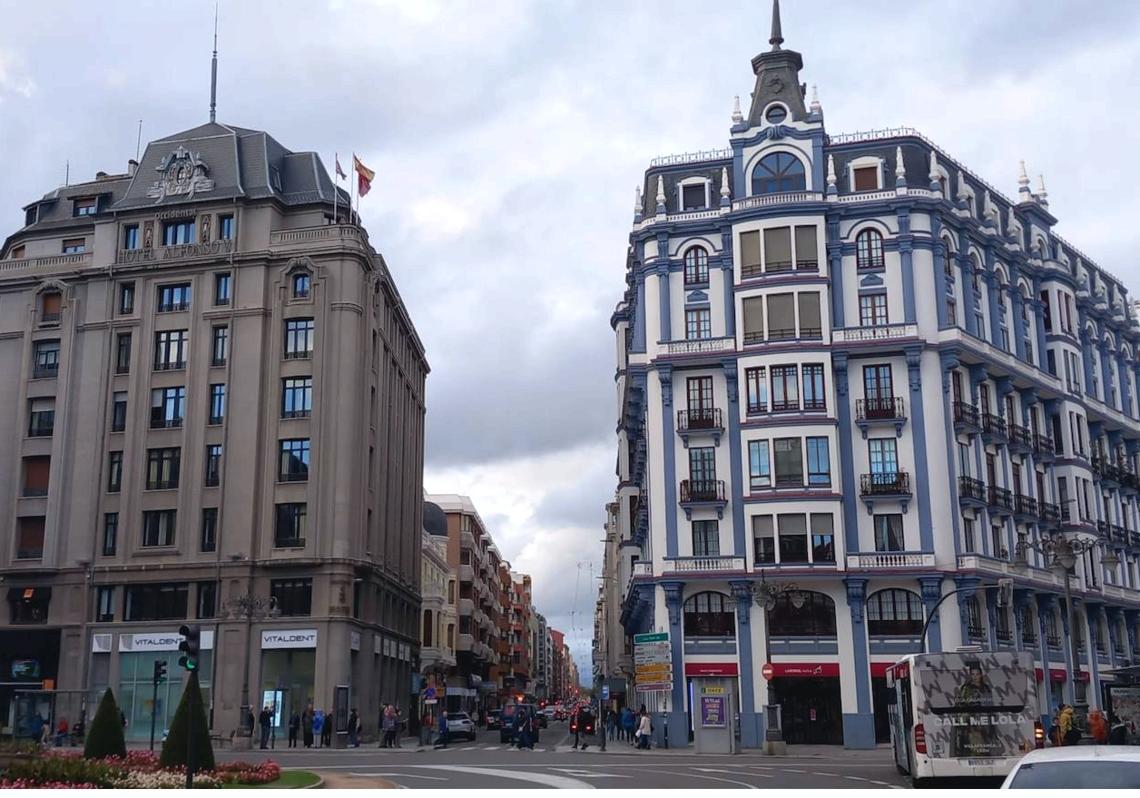 Imagen después - Edificio Casa Goyo y Hotel Oliden (1931)