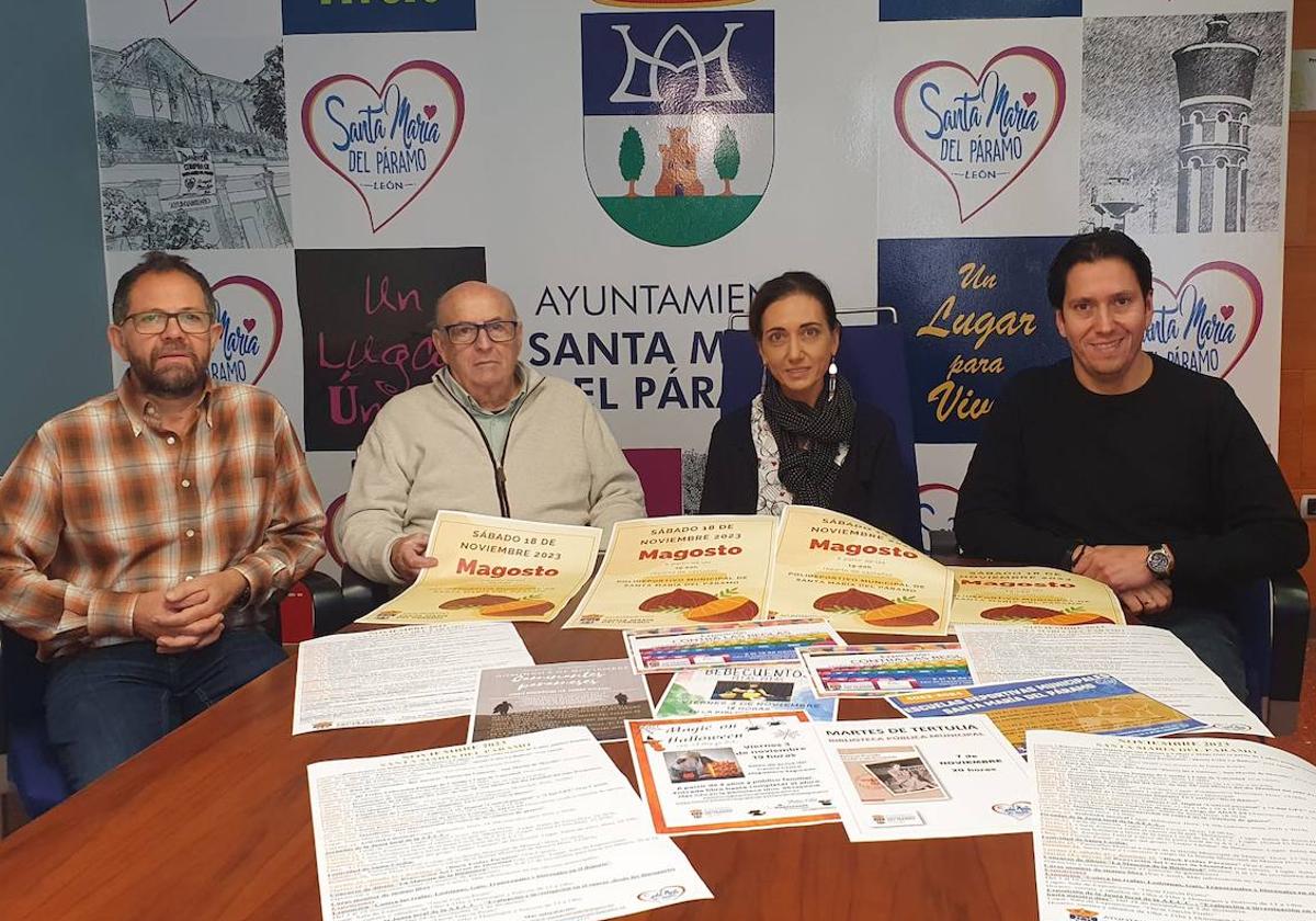 Ayuntamiento de Santa María del Páramo presentando el programa de Santa Cecilia