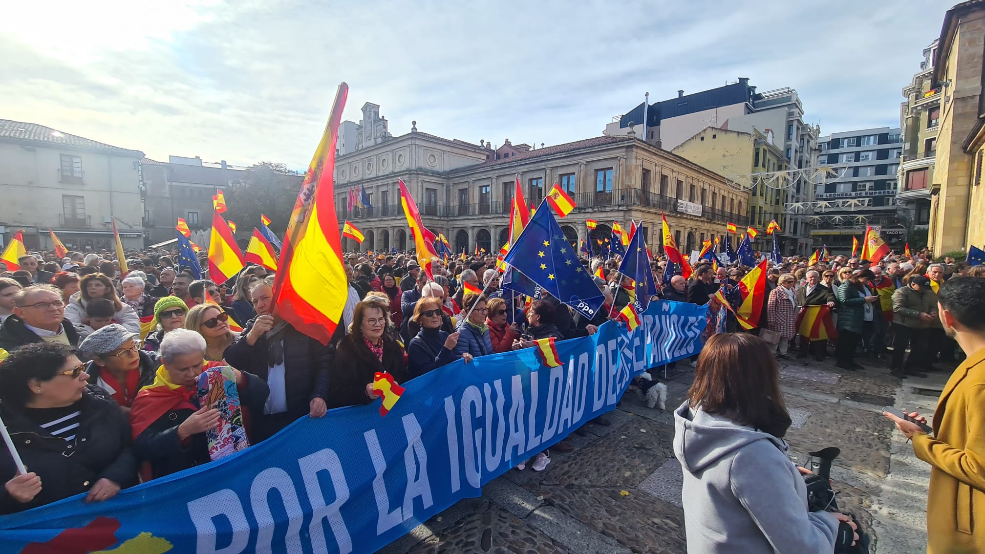 Concentración contra la amnistía en León