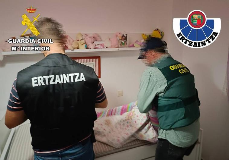 Investigación de la operación por parte de la policía del País Vasco.