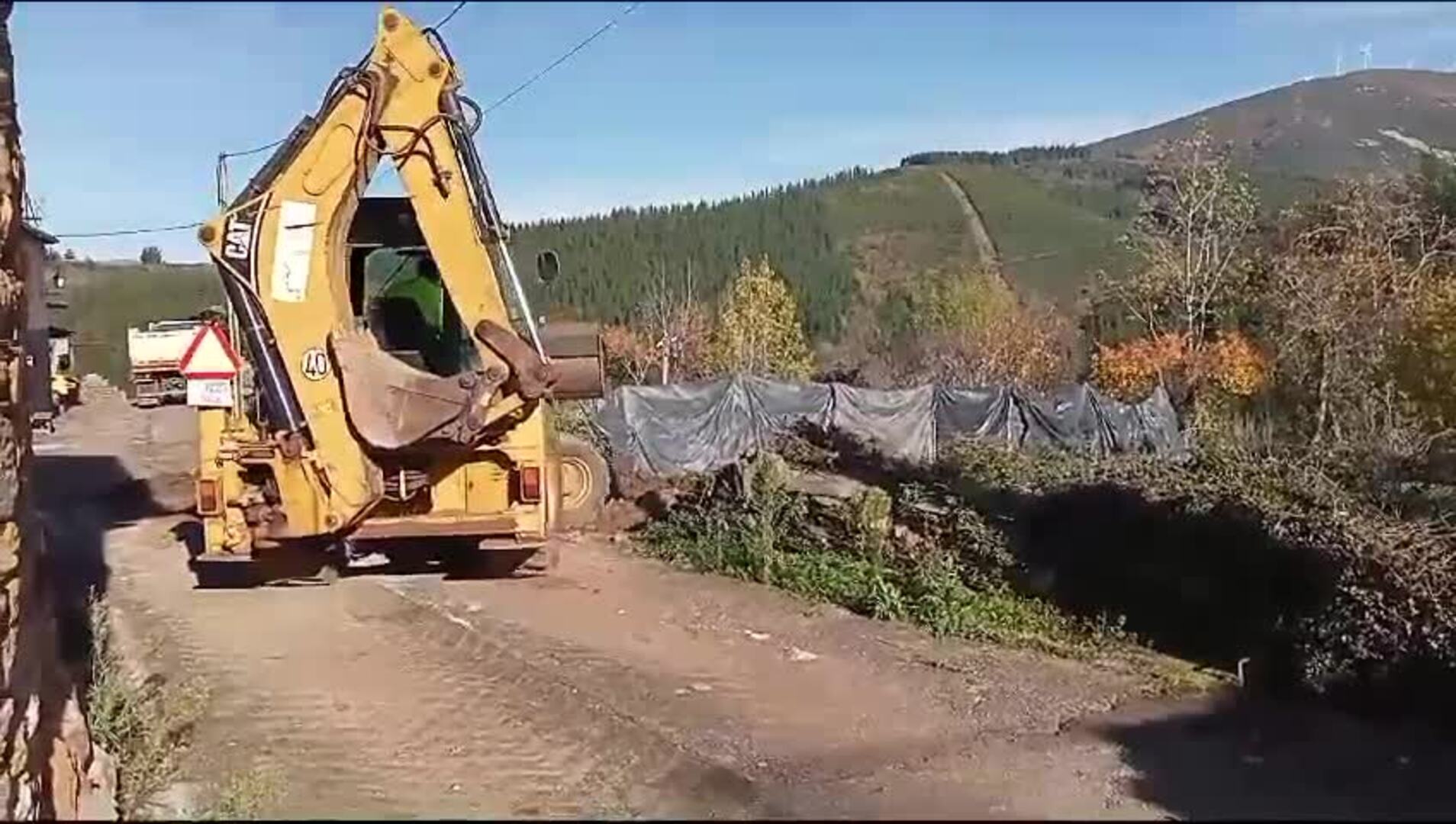 Onamio comienza a tapar sus socavones