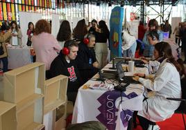 Stand dentro de la XXXIII Edición de la feria juvenil Expojoven