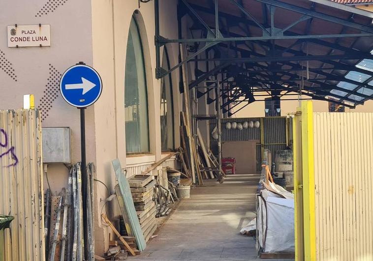 Las obras en el Mercado del Conde Luna avanzan.