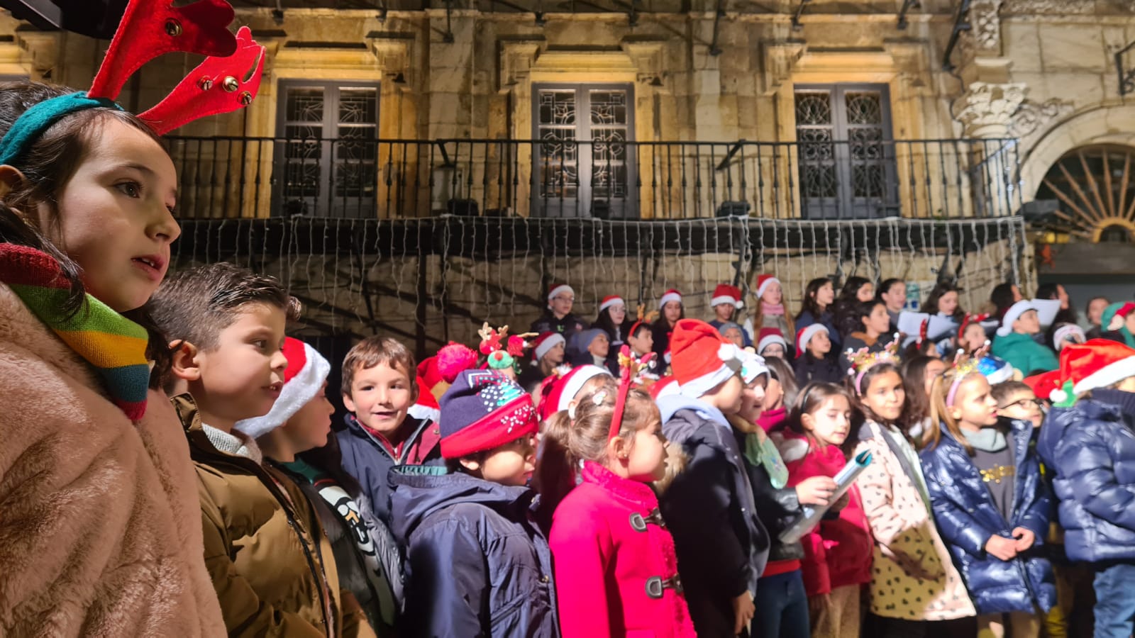 Inaugurado el alumbrado navideño de León