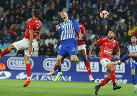 Instantánea en directo del encuentro Deportiva Ponferradina - SD Tarazona.